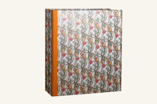 Elegant office folder with classic pattern
